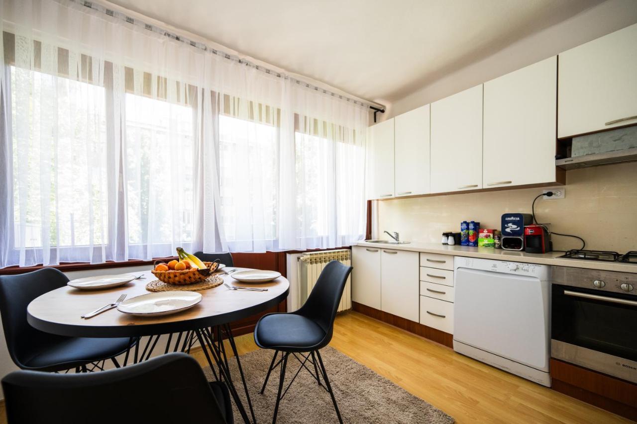 Cozy One-Bedroom Apartment Near City Center Saraievo Exterior foto